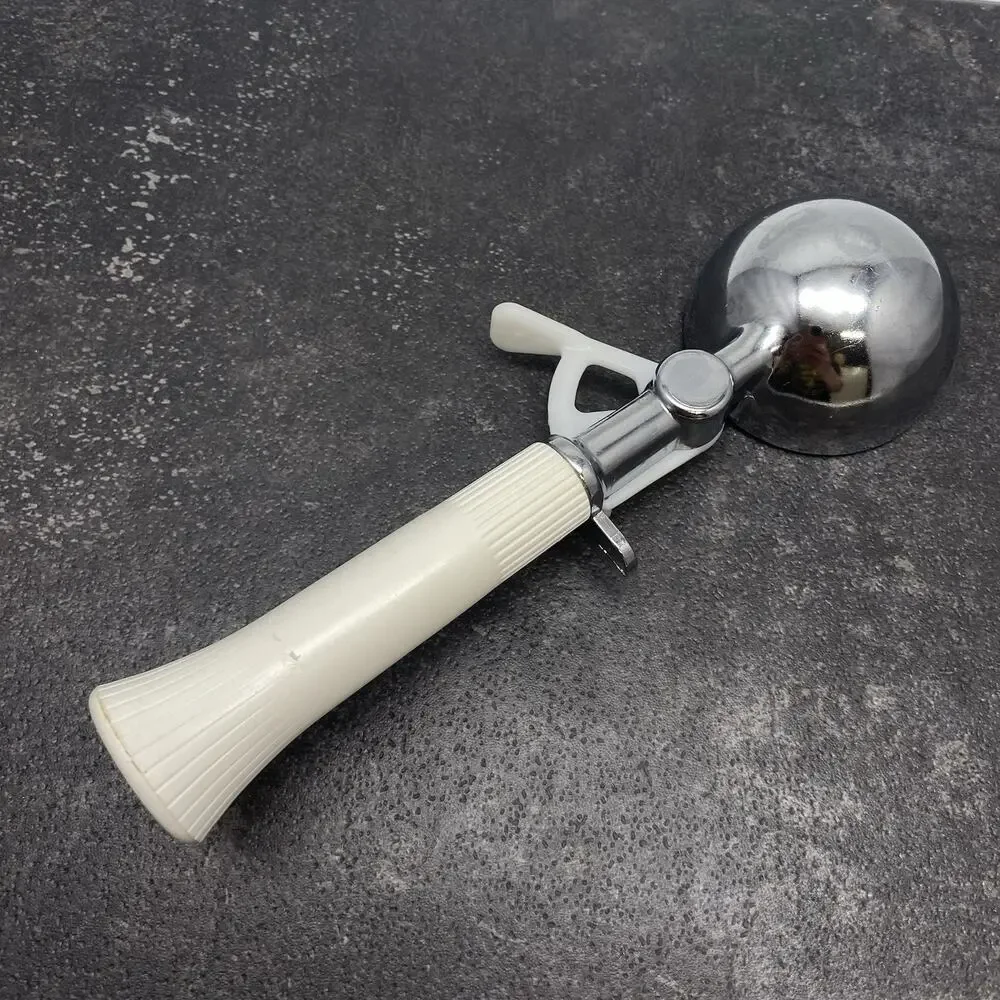 Vintage Bonny Mechanical Ice‎ Cream Scoop White Plastic Handle